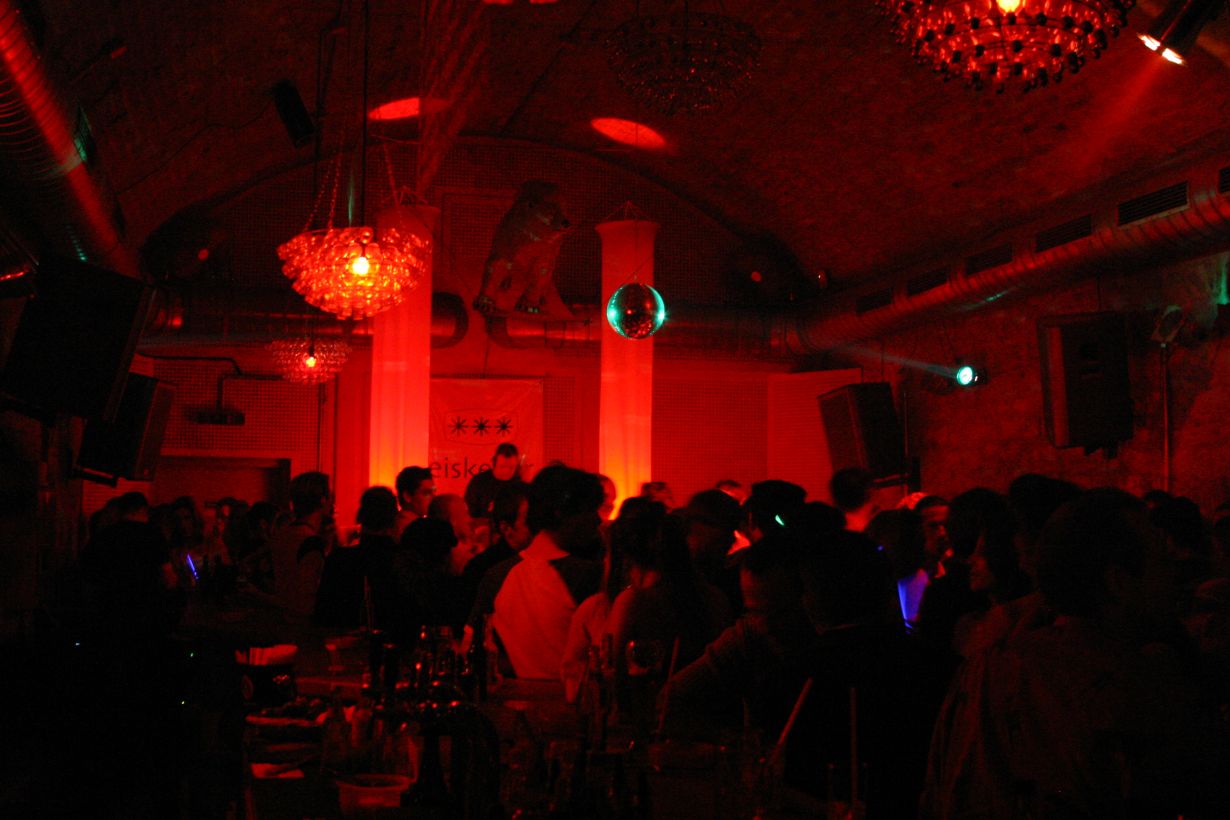 DJ Michael Mundt Hochzeits und Event DJ im Eiskeller